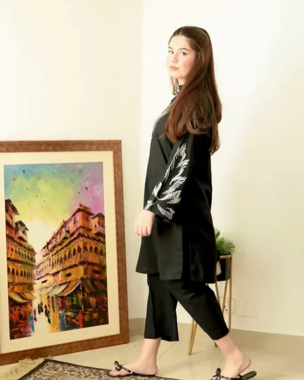 HAREEM EMBROIDERED 2PCS
