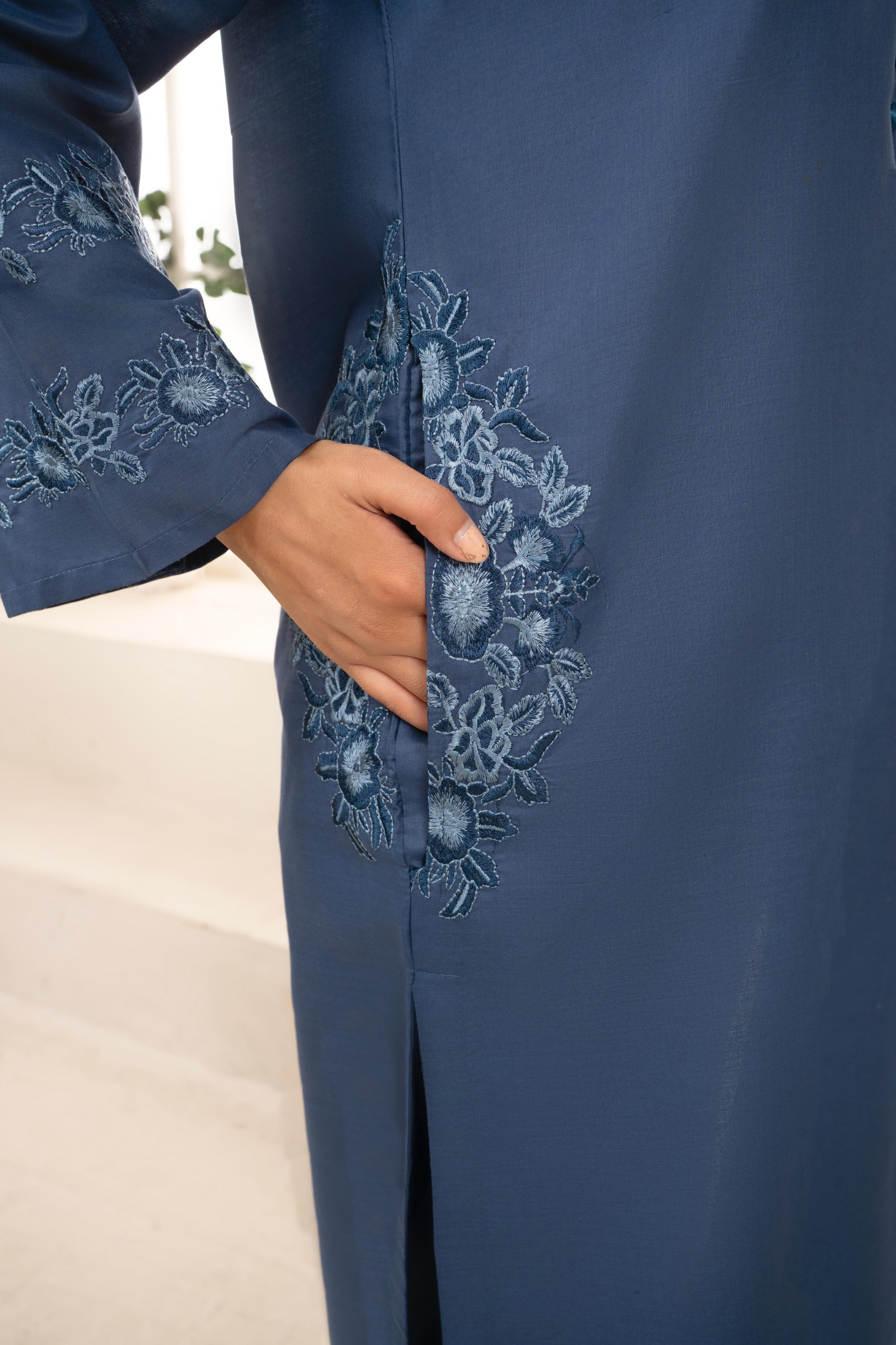 Stitch & Style Pocket Set Embroidered