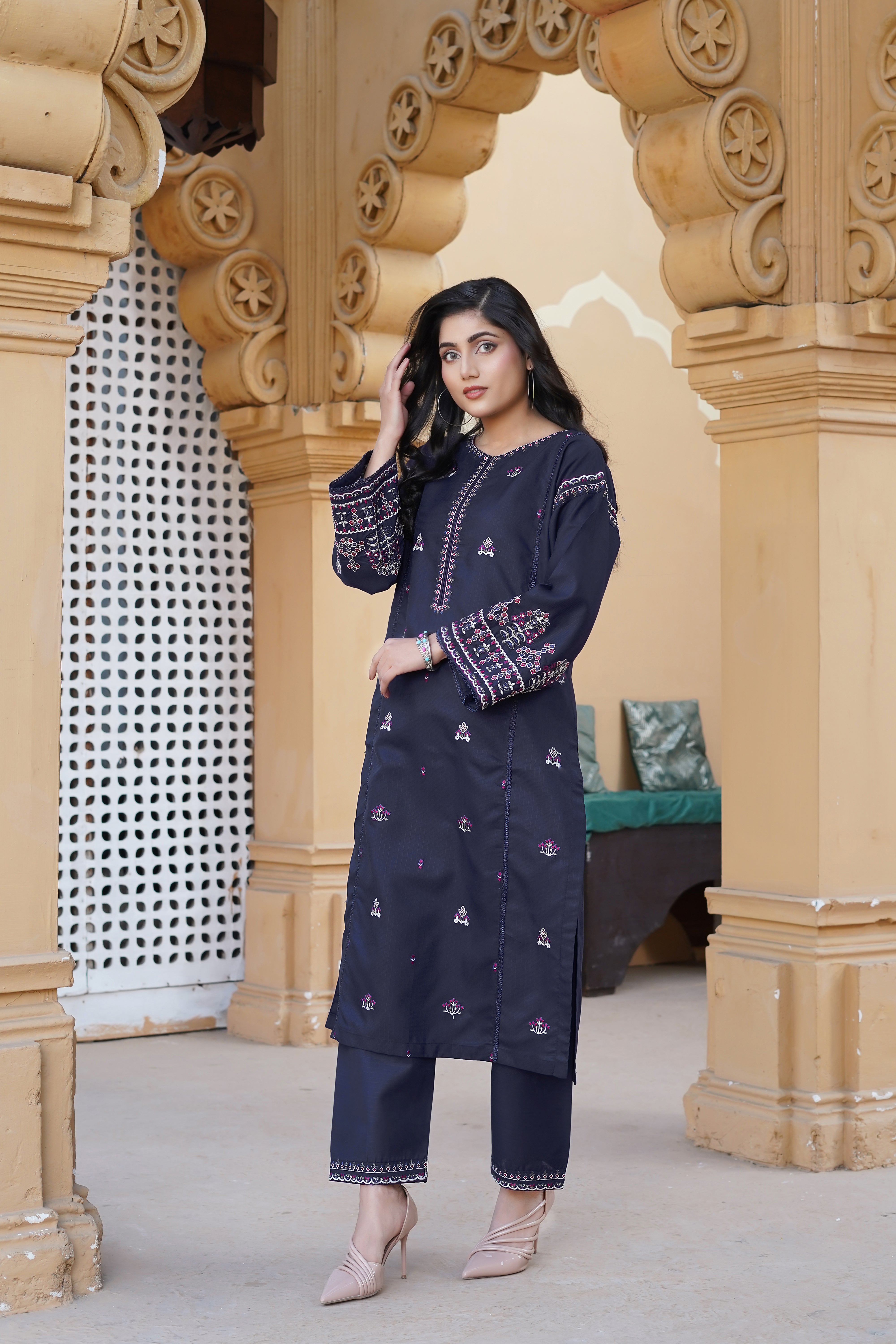 AZUR EMBROIDERED 2PCS