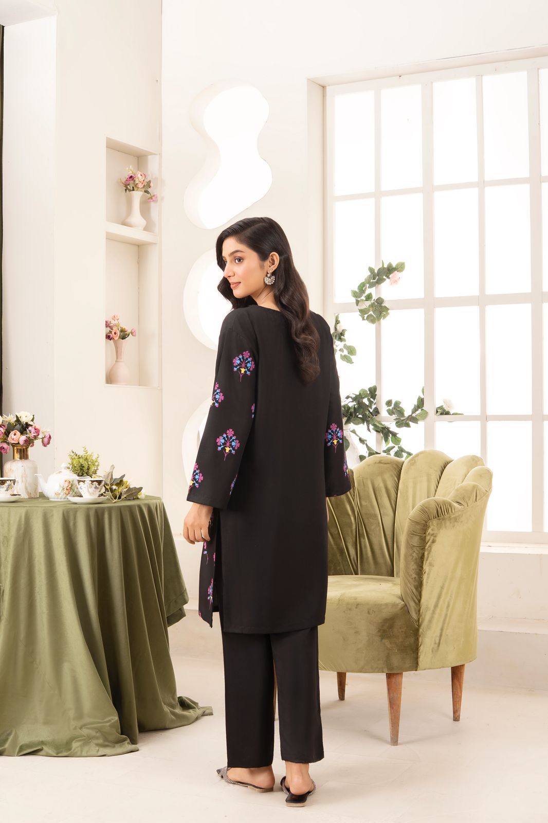 Black Blossom 2Pc Suit