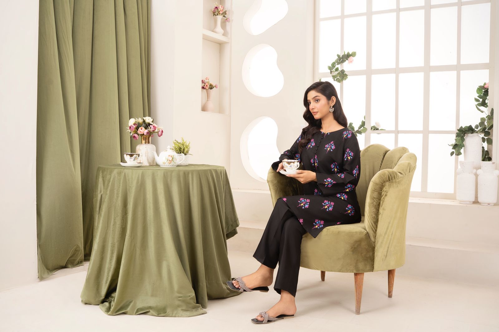 Black Blossom 2Pc Suit