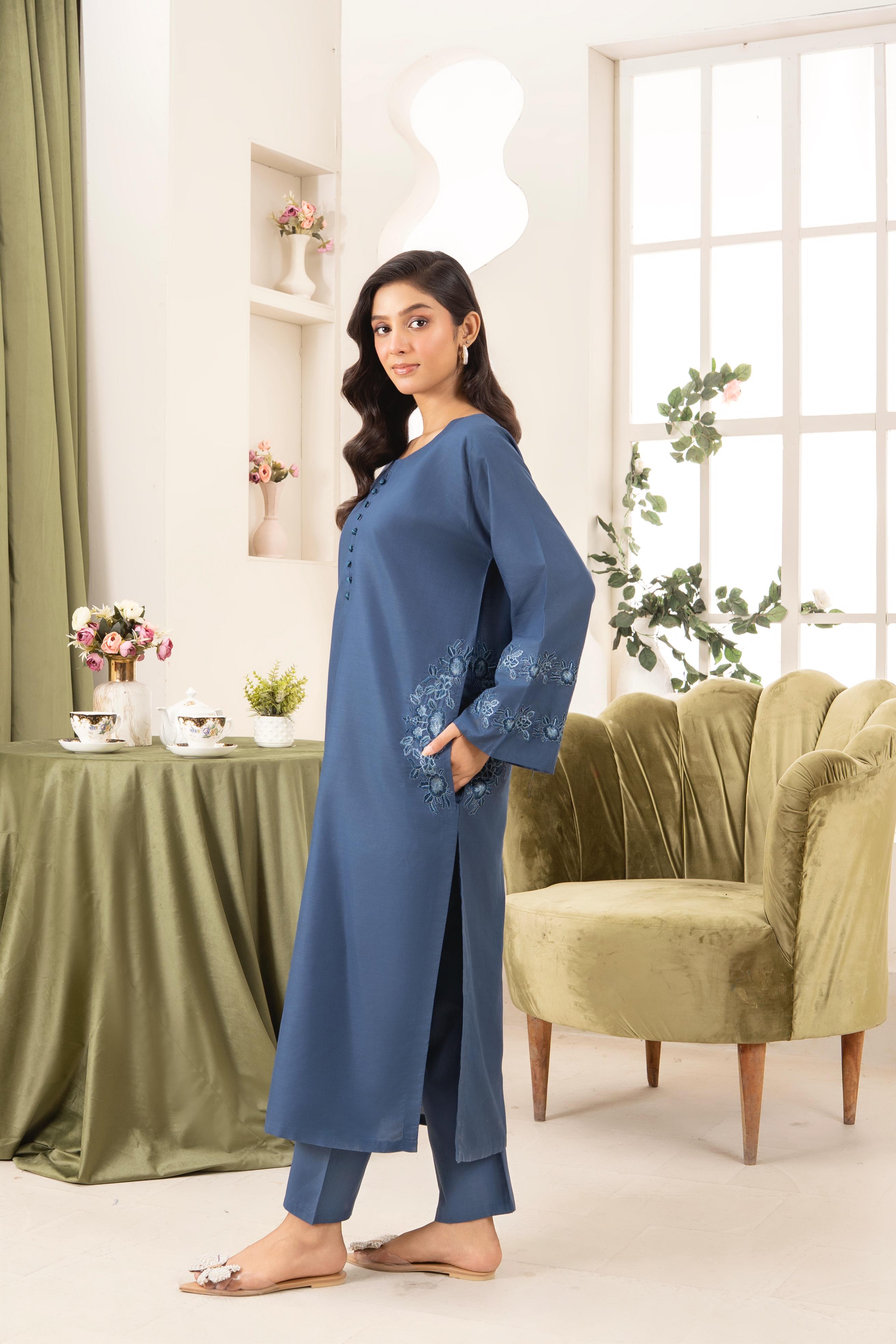 Stitch & Style Pocket Set Embroidered